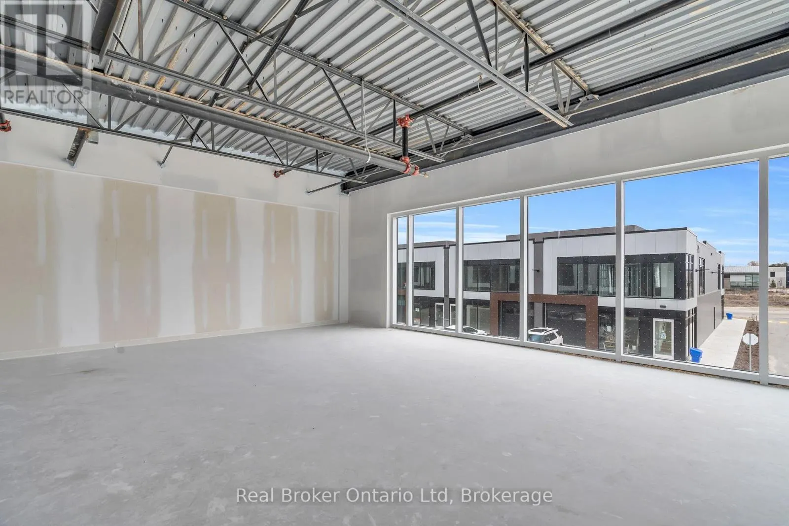 1 - FULL - 595 HANLON CREEK BOULEVARD, #1 - Full