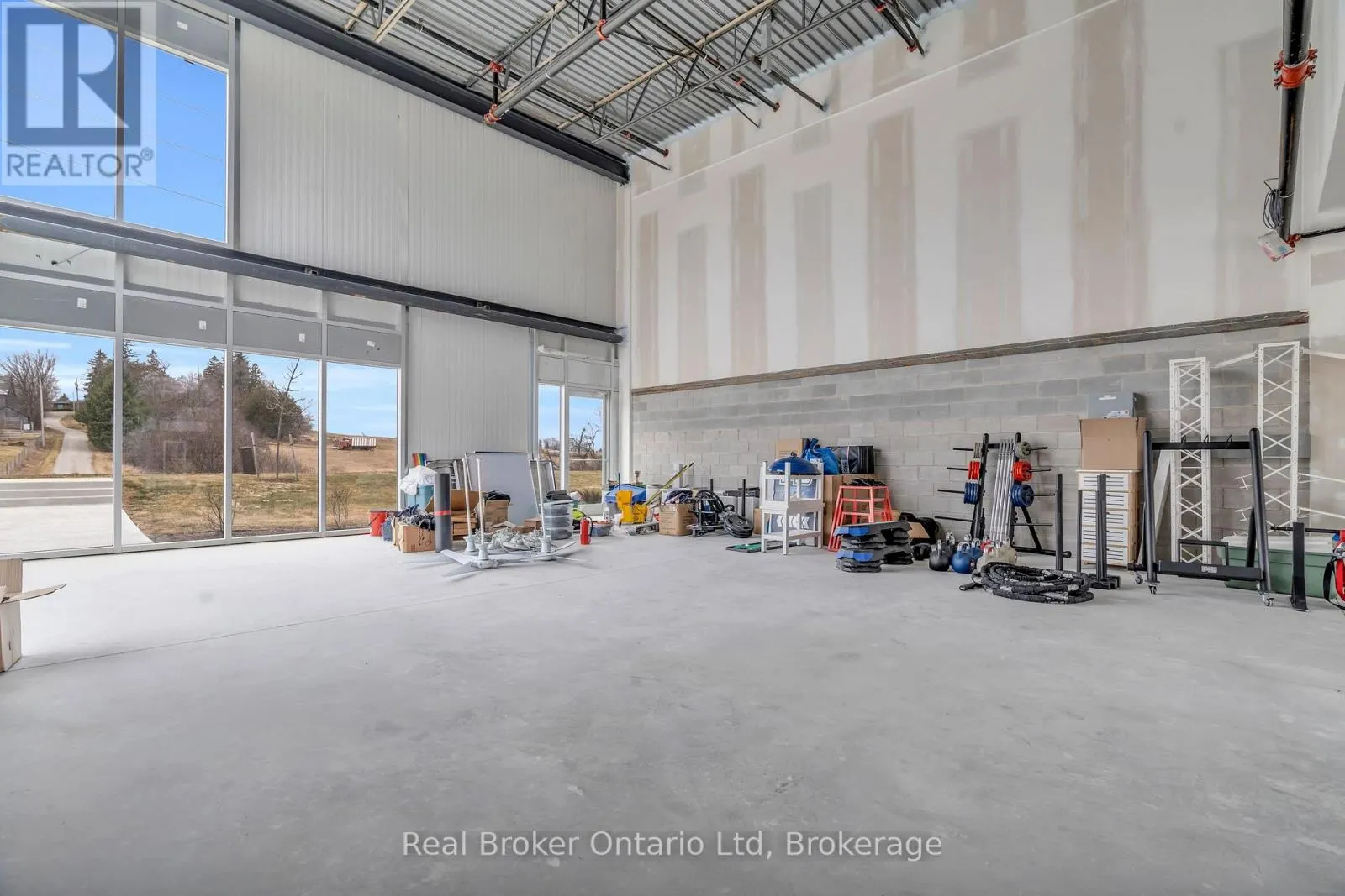 1 - FULL - 595 HANLON CREEK BOULEVARD, #1 - Full