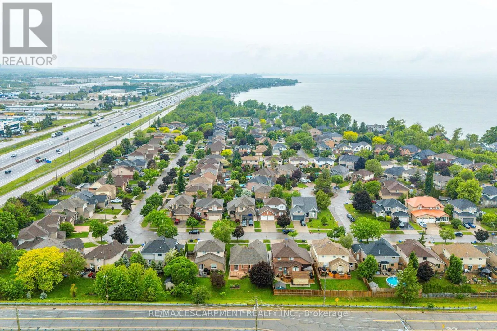 21 RIVIERA RIDGE