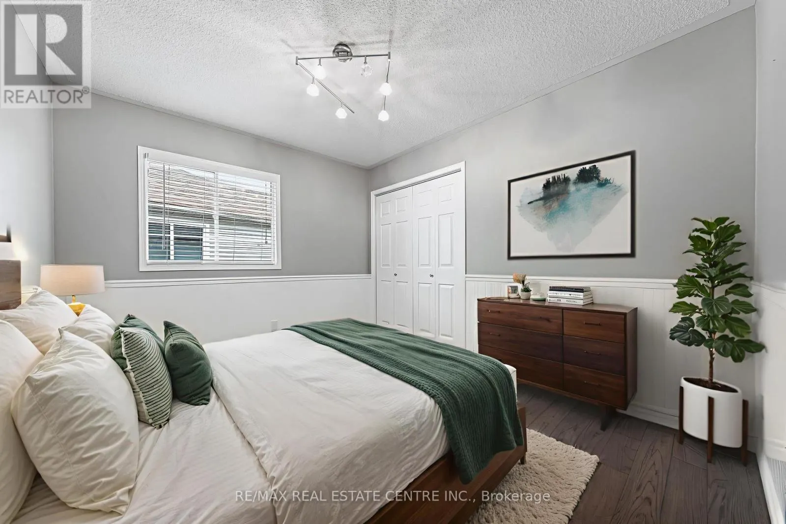 163 GLENVALLEY DRIVE