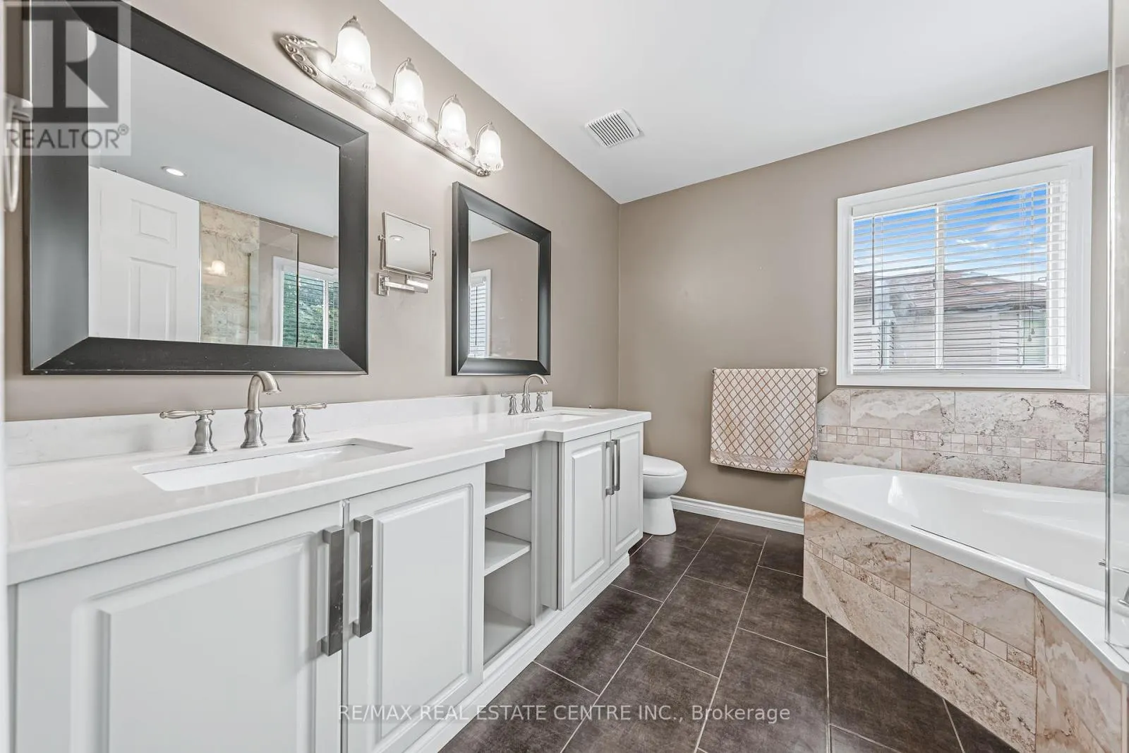 163 GLENVALLEY DRIVE