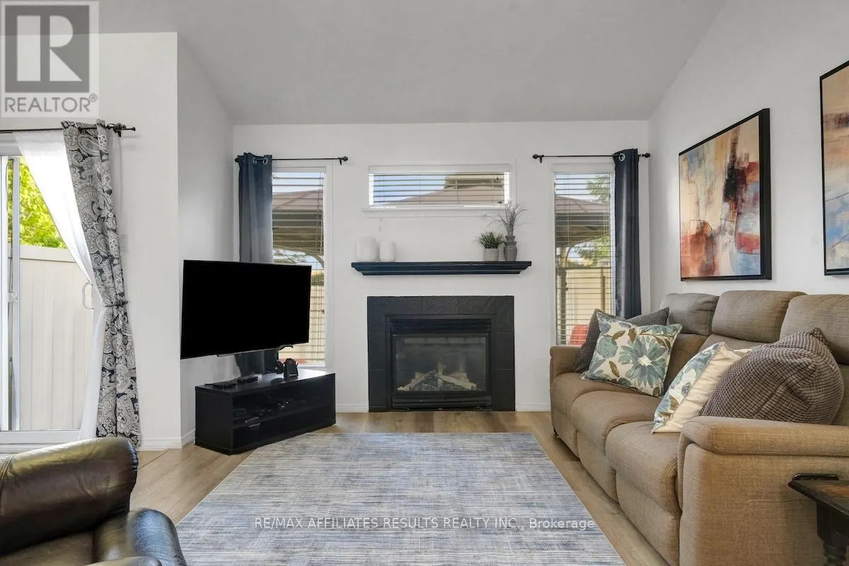 29 CALAVERAS AVENUE