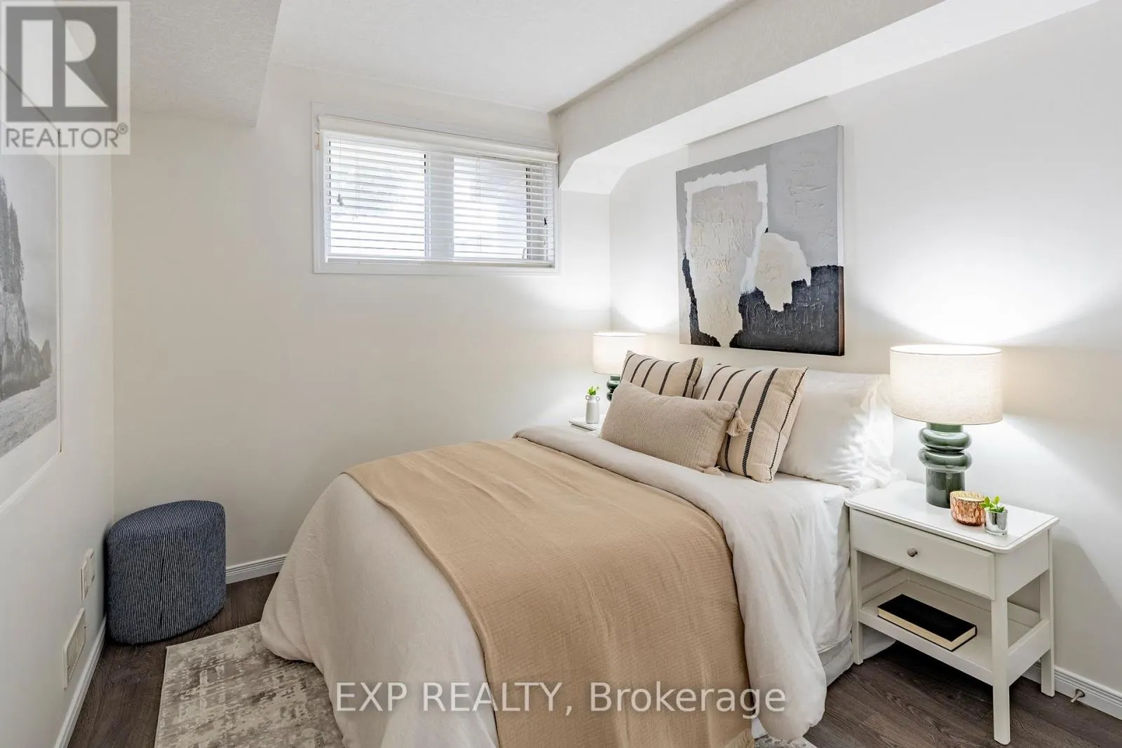 18 - 1662 FISCHER HALLMAN ROAD