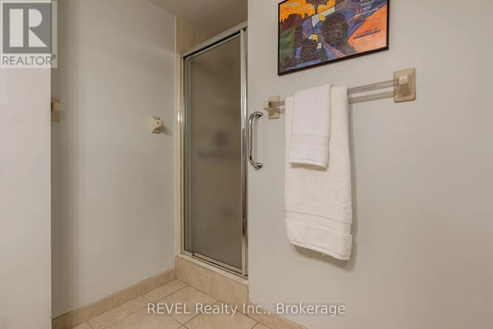 PH 4 - 7 GALE CRESCENT, #PH 4