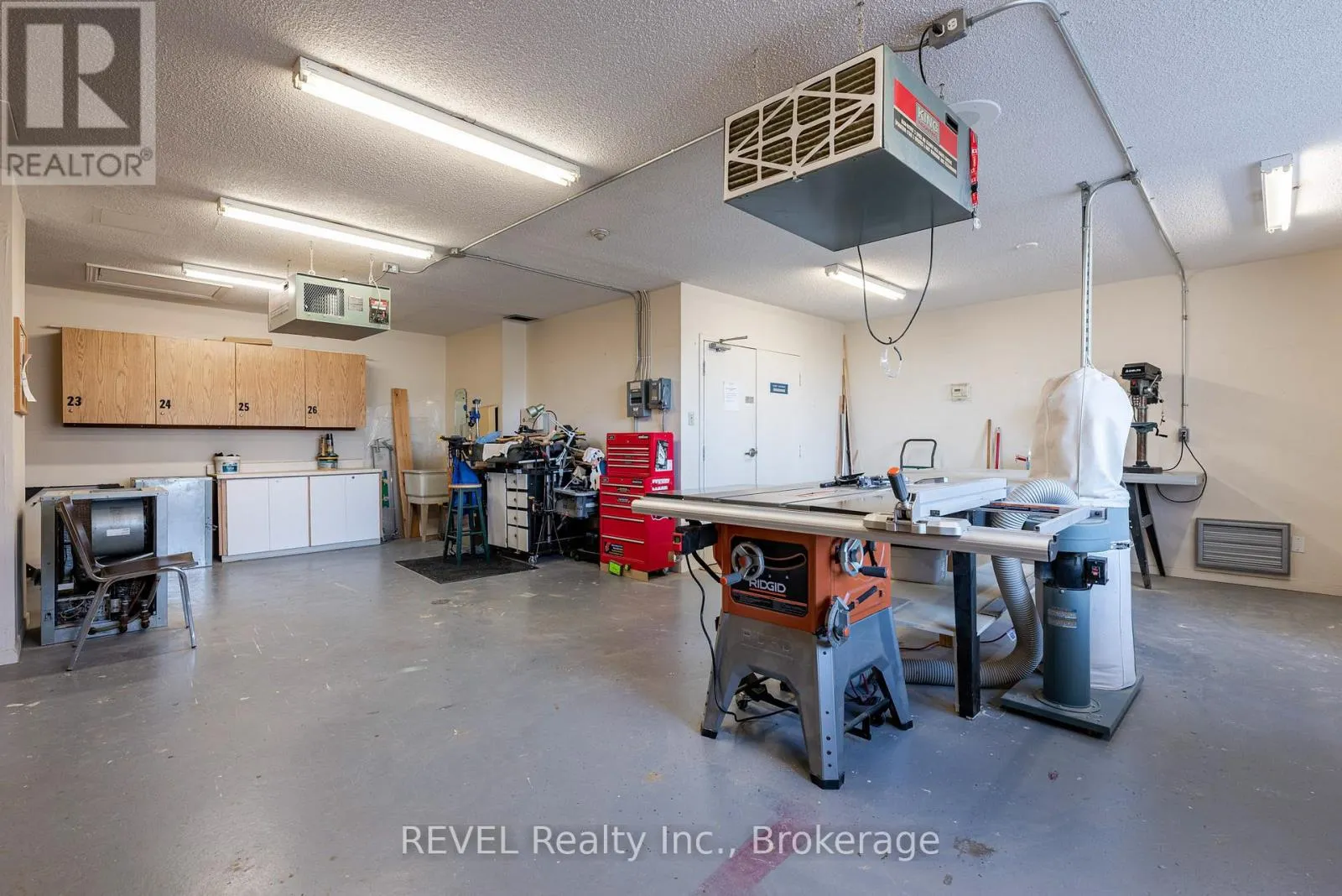 PH 4 - 7 GALE CRESCENT, #PH 4