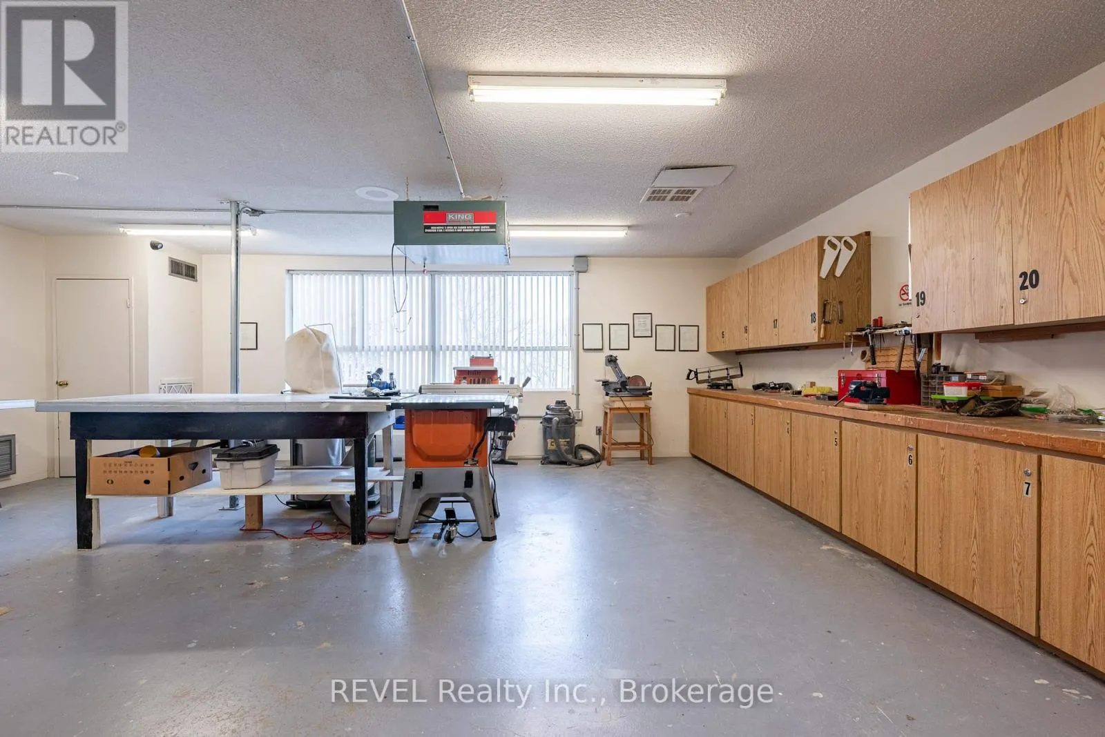 PH 4 - 7 GALE CRESCENT, #PH 4