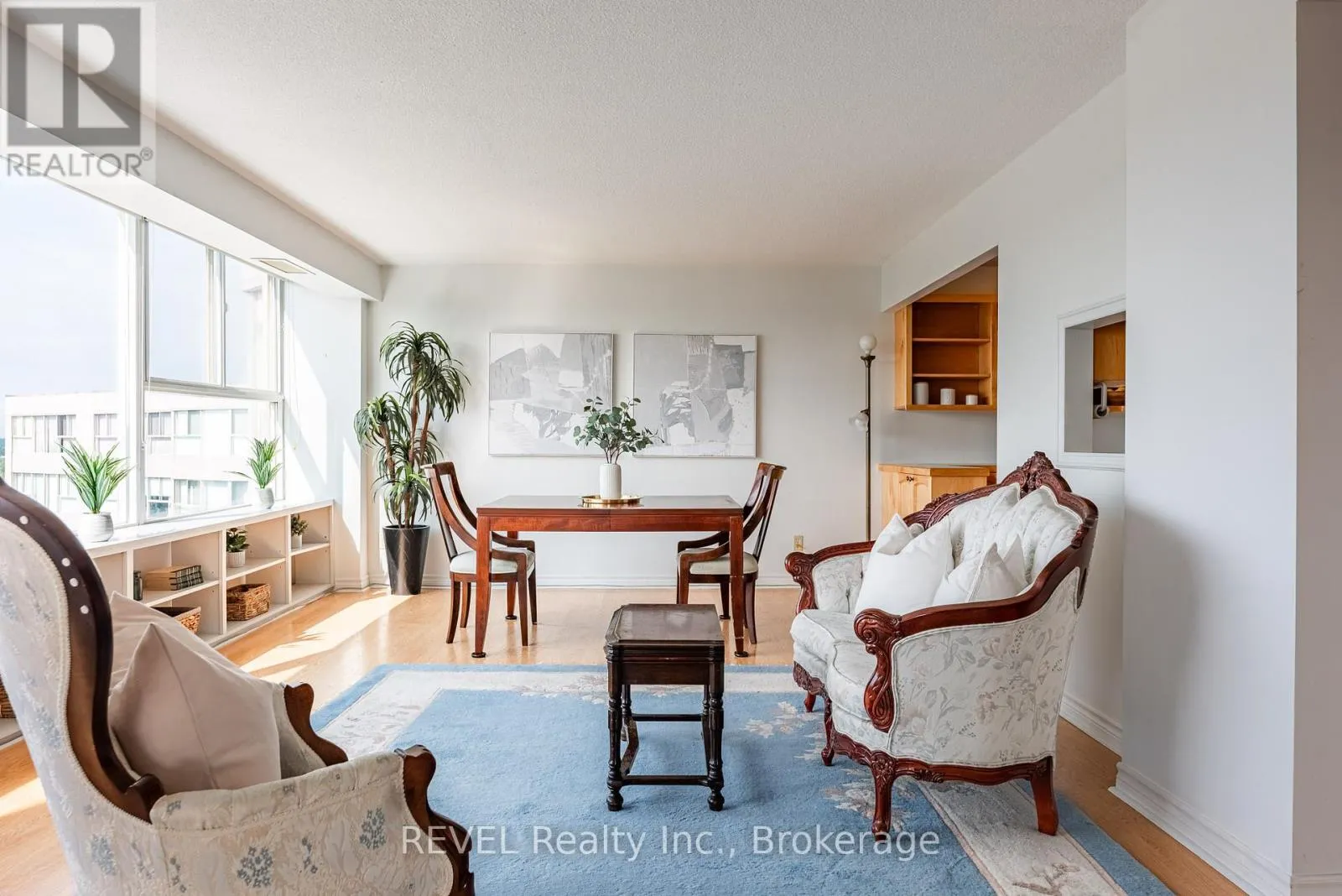 PH 4 - 7 GALE CRESCENT, #PH 4