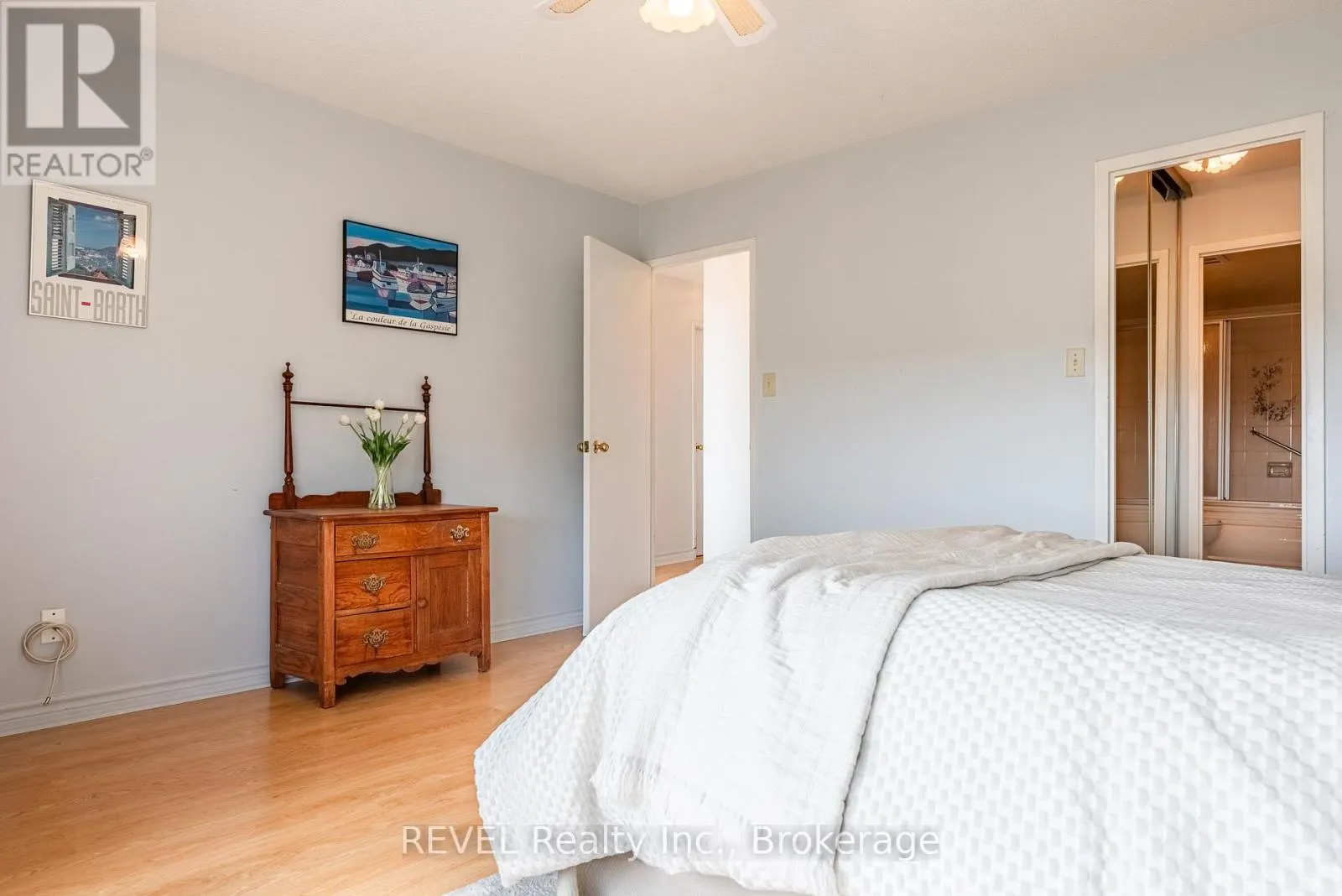 PH 4 - 7 GALE CRESCENT, #PH 4