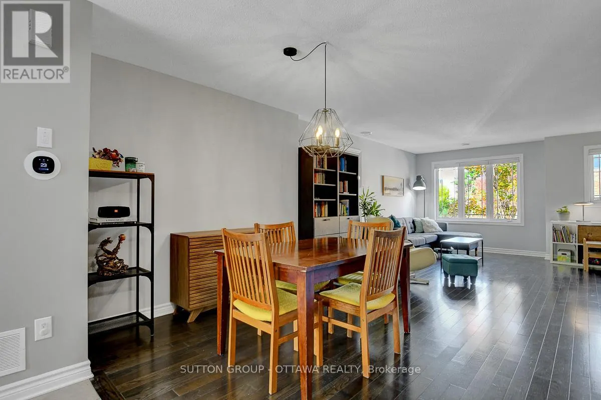 26 - 456 LEBOUTILLIER AVENUE