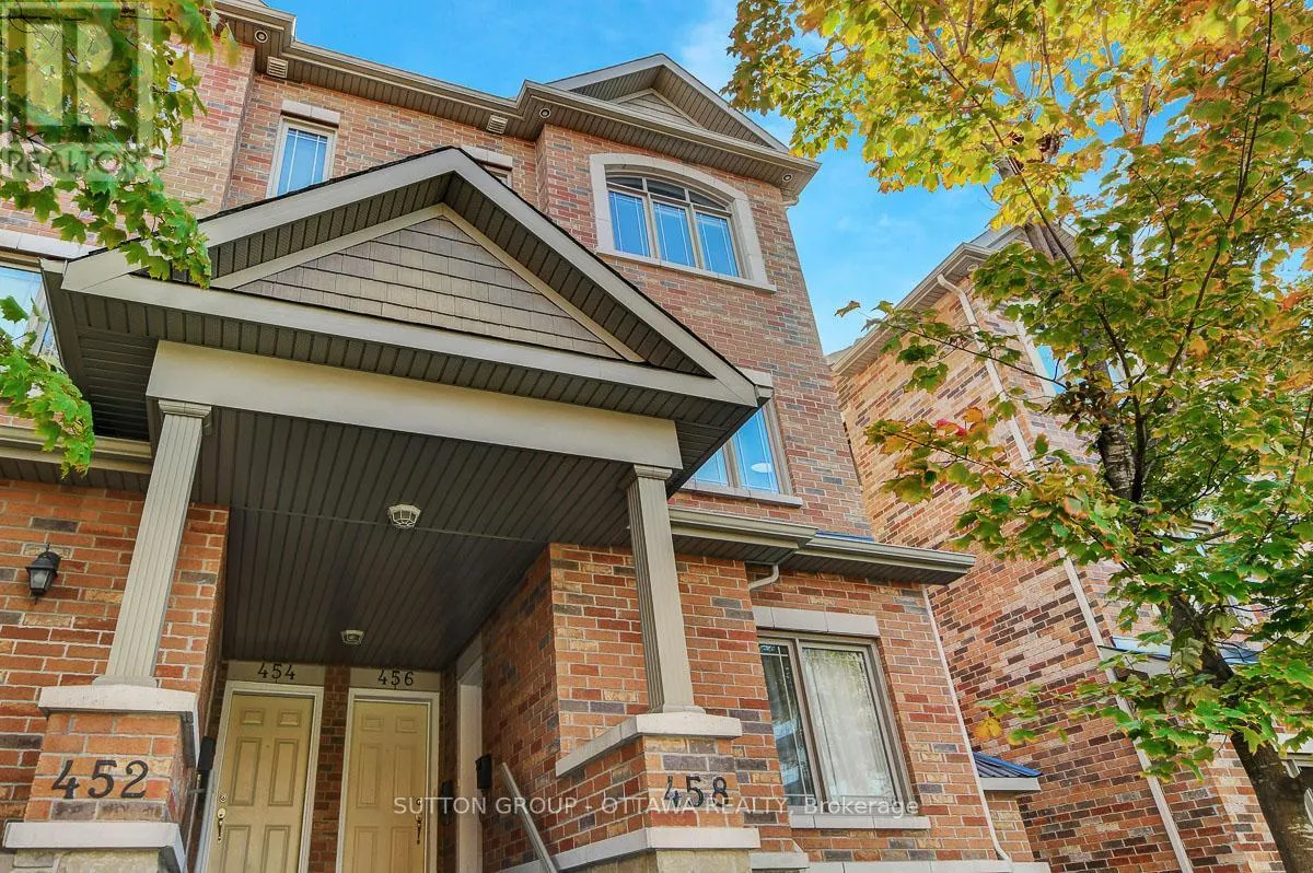 26 - 456 LEBOUTILLIER AVENUE