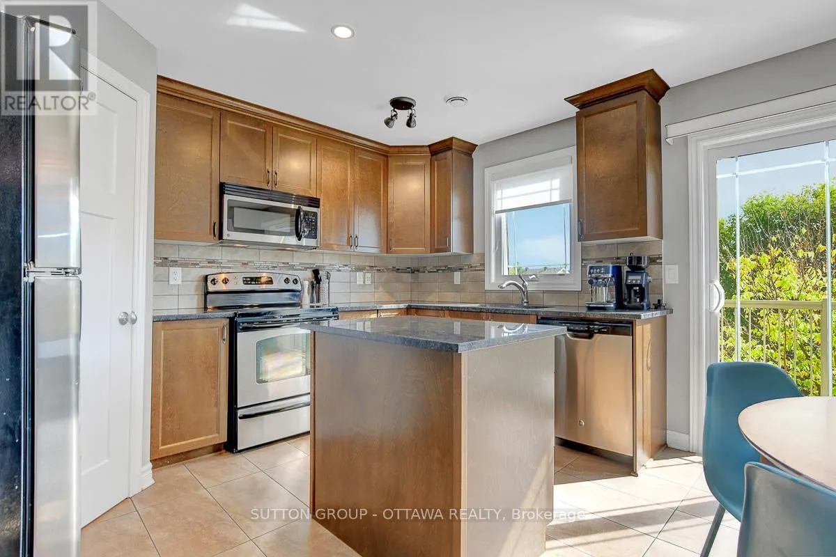 26 - 456 LEBOUTILLIER AVENUE