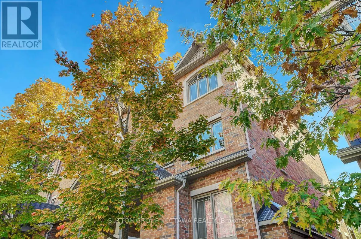 26 - 456 LEBOUTILLIER AVENUE