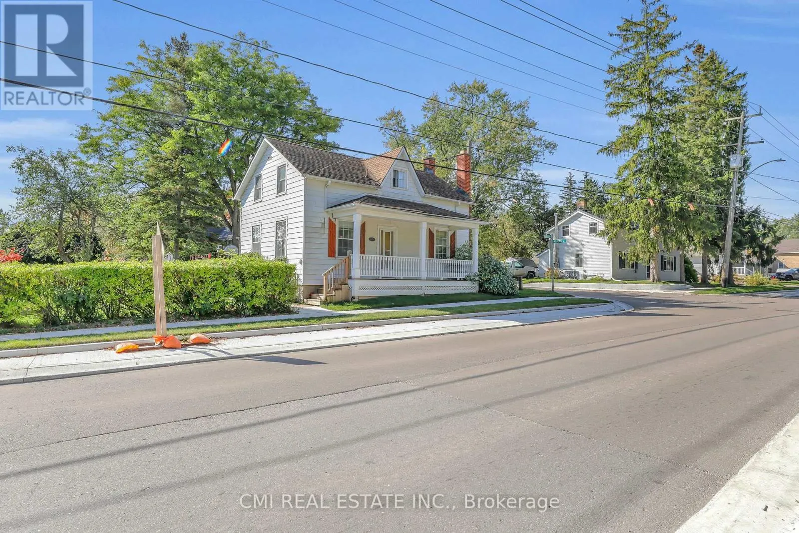 111 SNYDER'S ROAD W