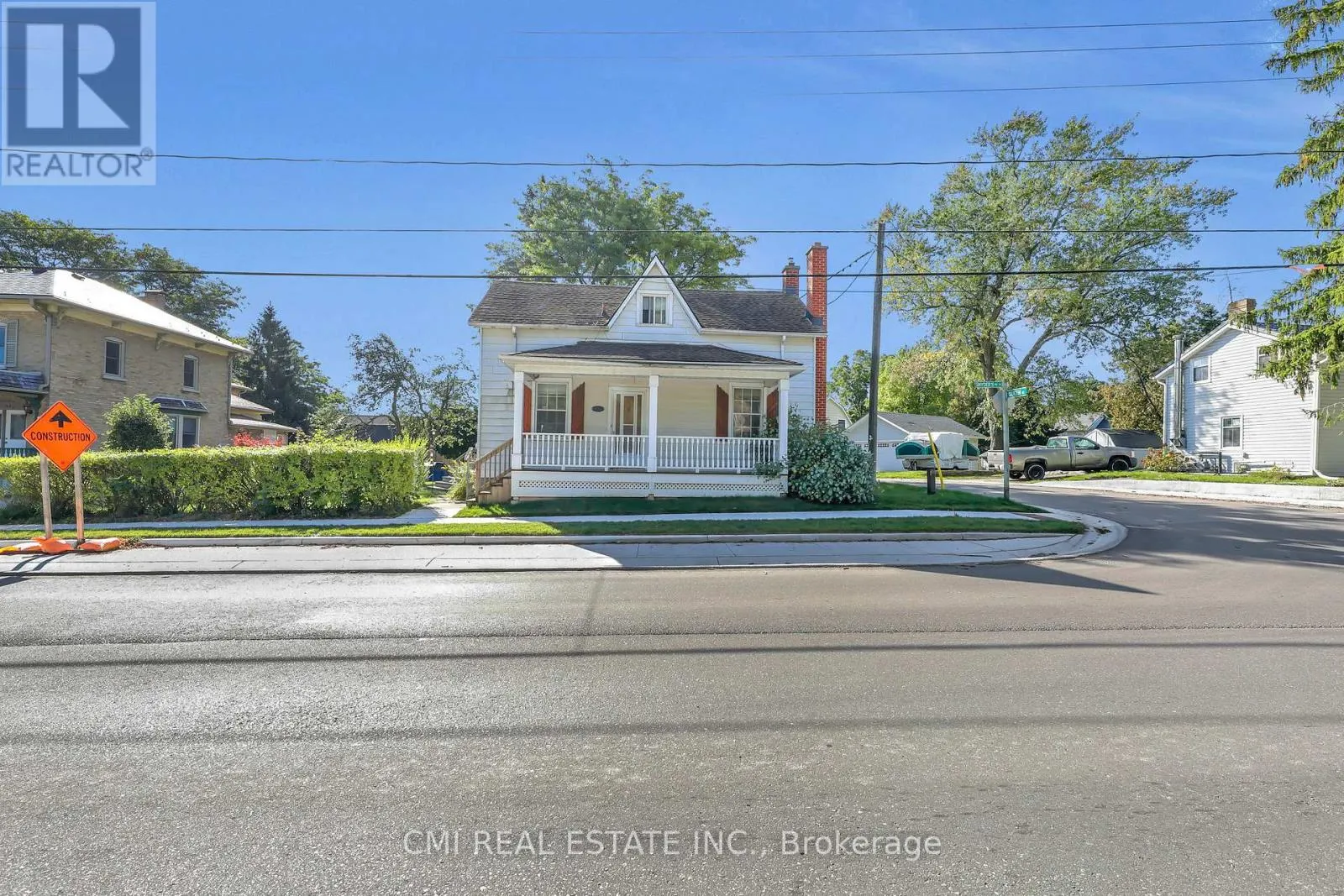 111 SNYDER'S ROAD W