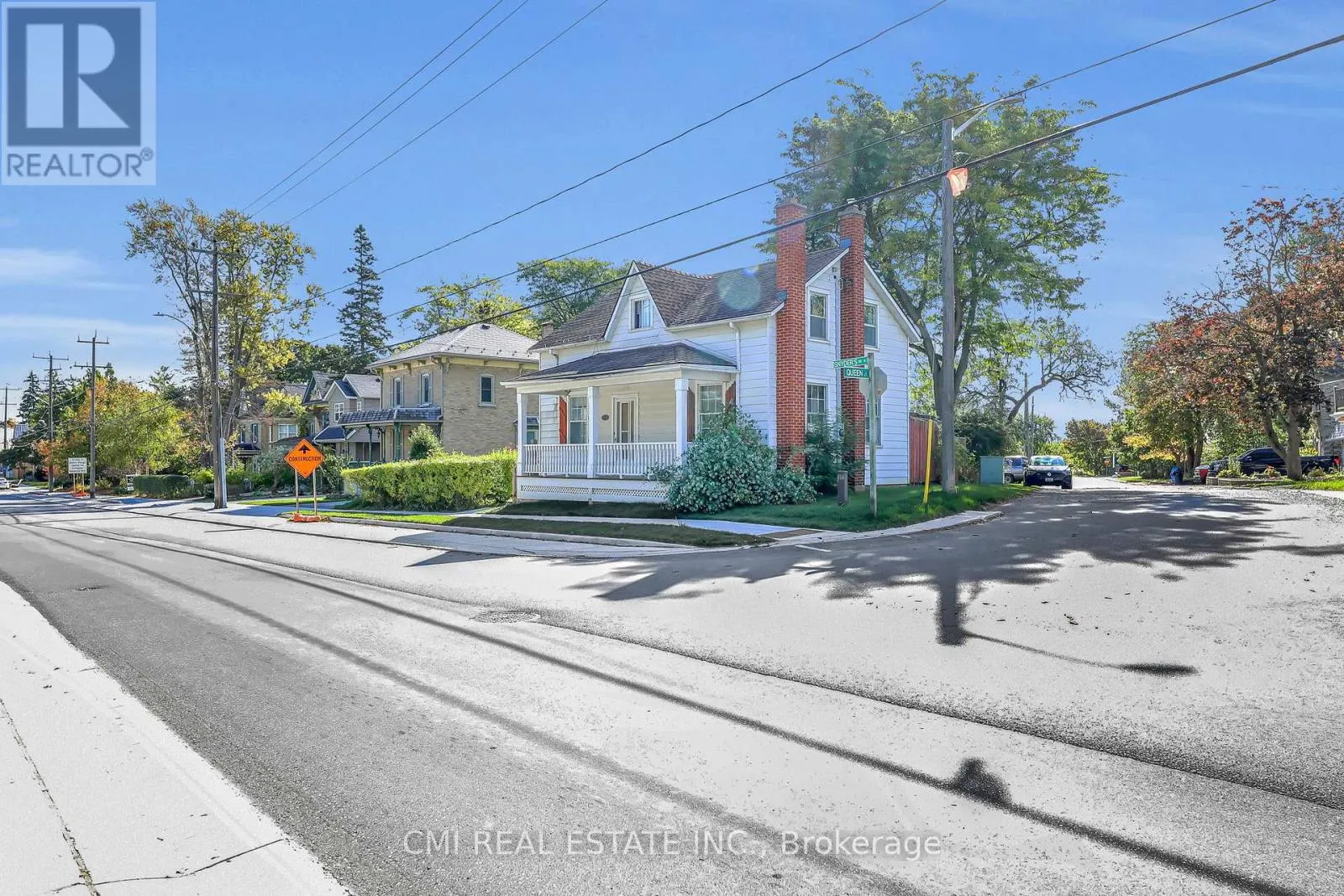 111 SNYDER'S ROAD W