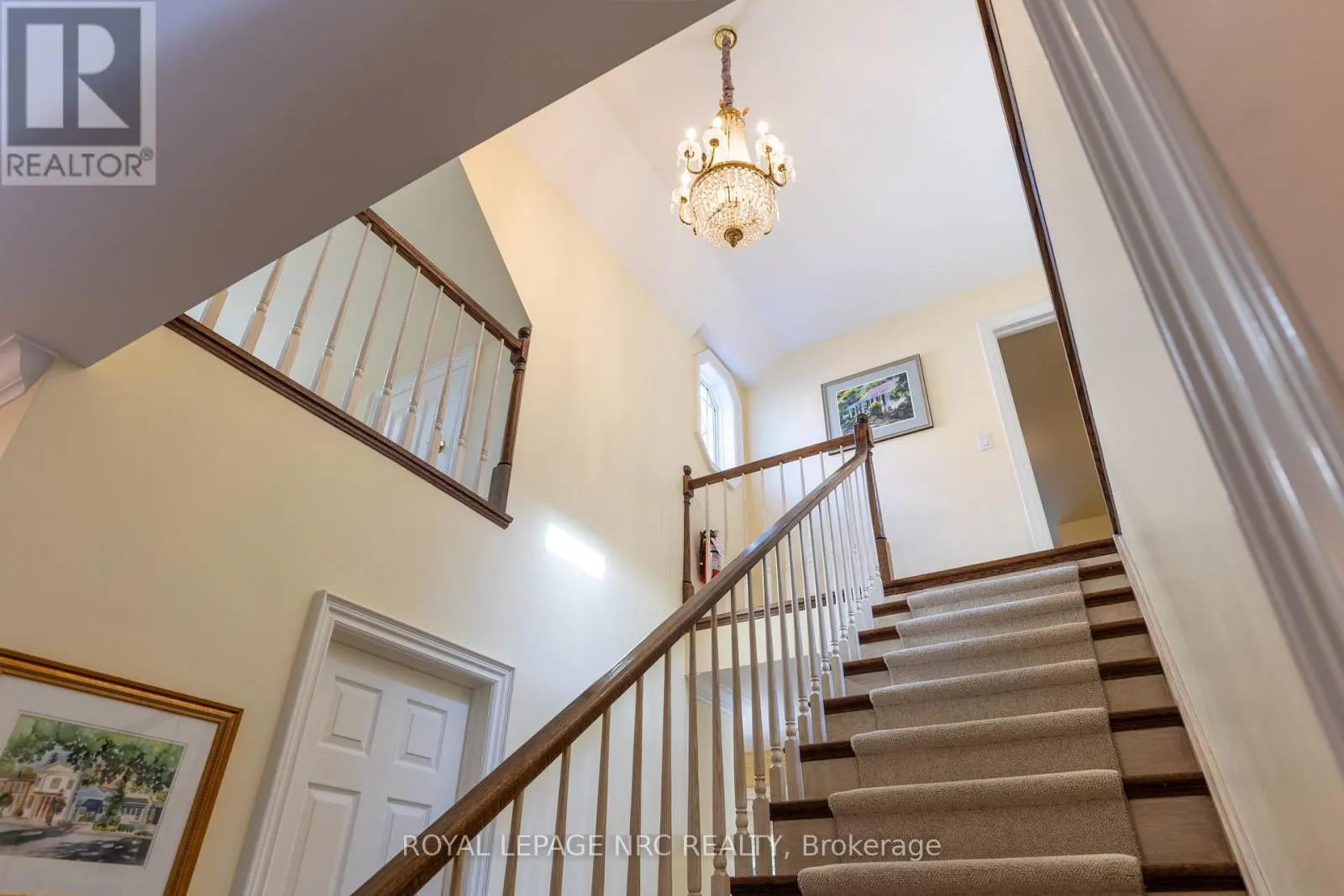 328 NIAGARA BOULEVARD