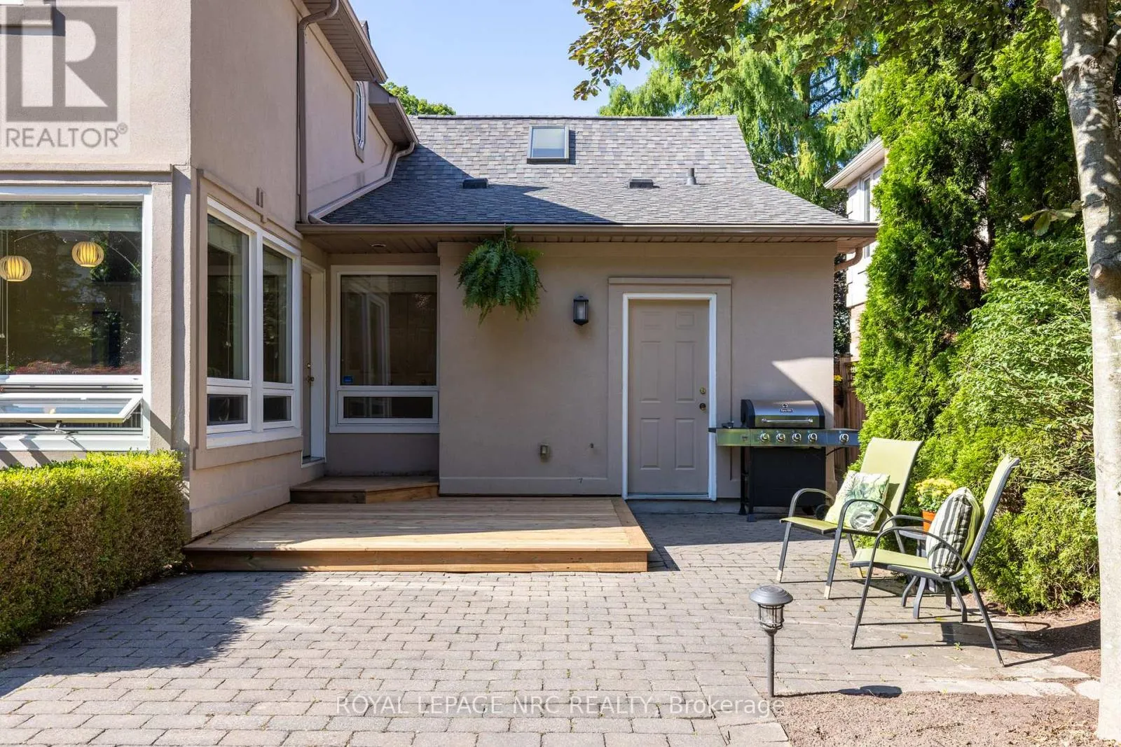 328 NIAGARA BOULEVARD