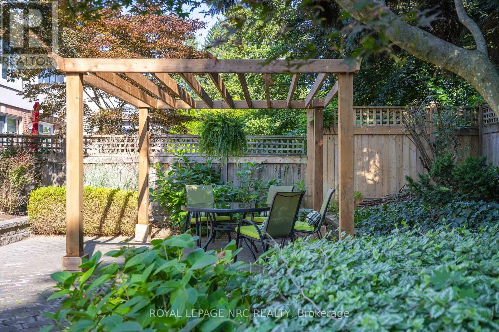 328 NIAGARA BOULEVARD