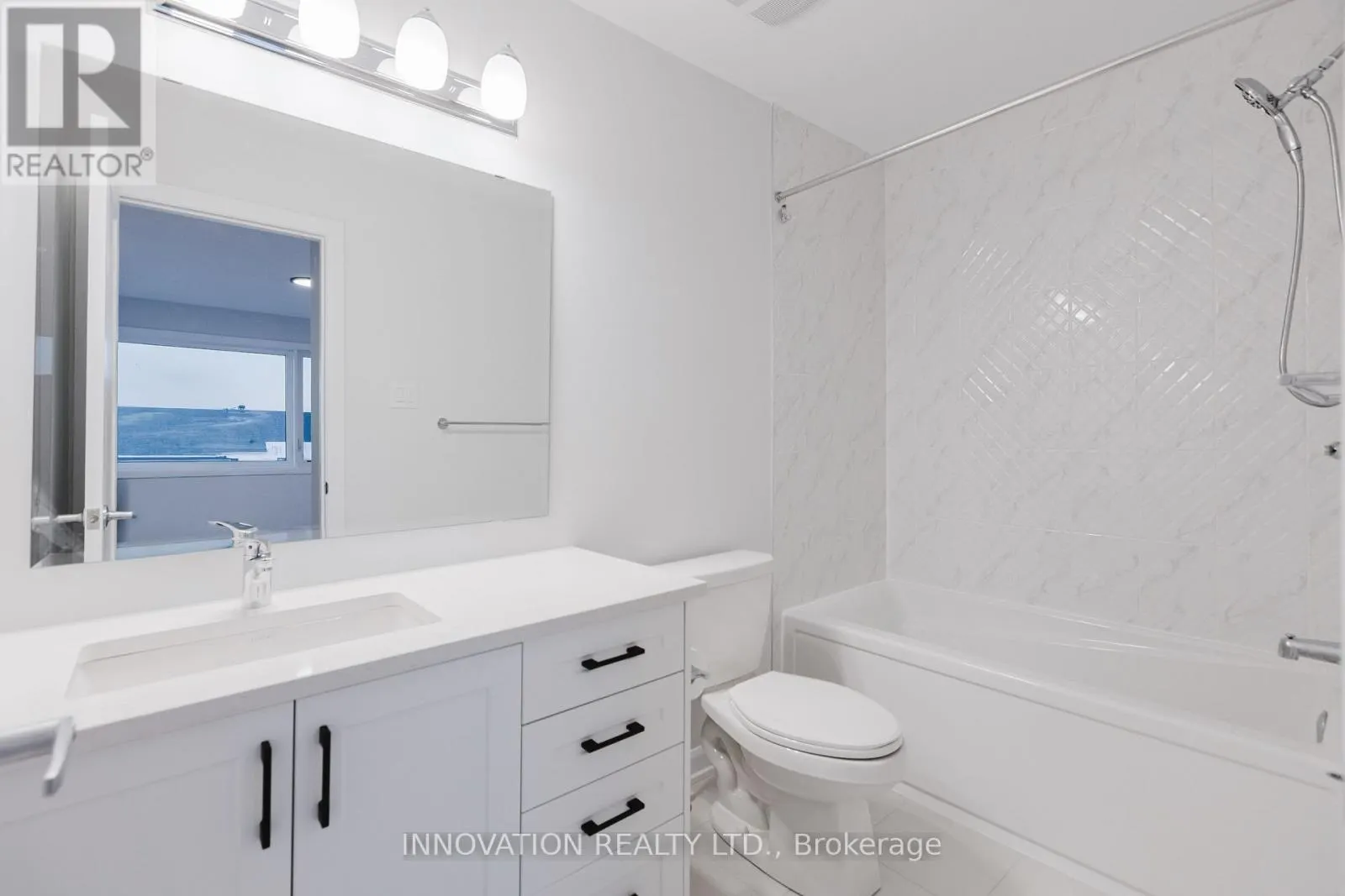 801 - UNIT #15 GLENROY GILBERT DRIVE