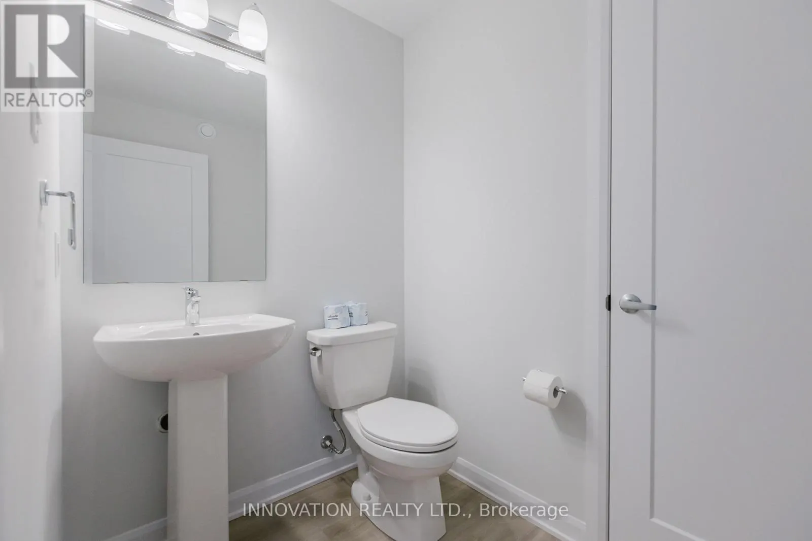801 - UNIT #15 GLENROY GILBERT DRIVE