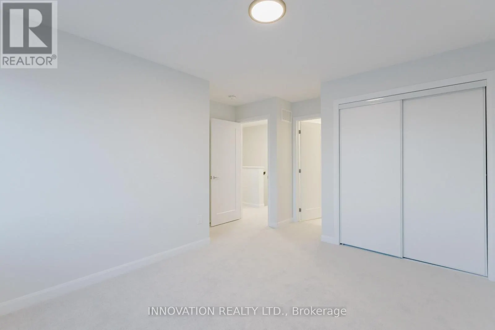 801 - UNIT #15 GLENROY GILBERT DRIVE