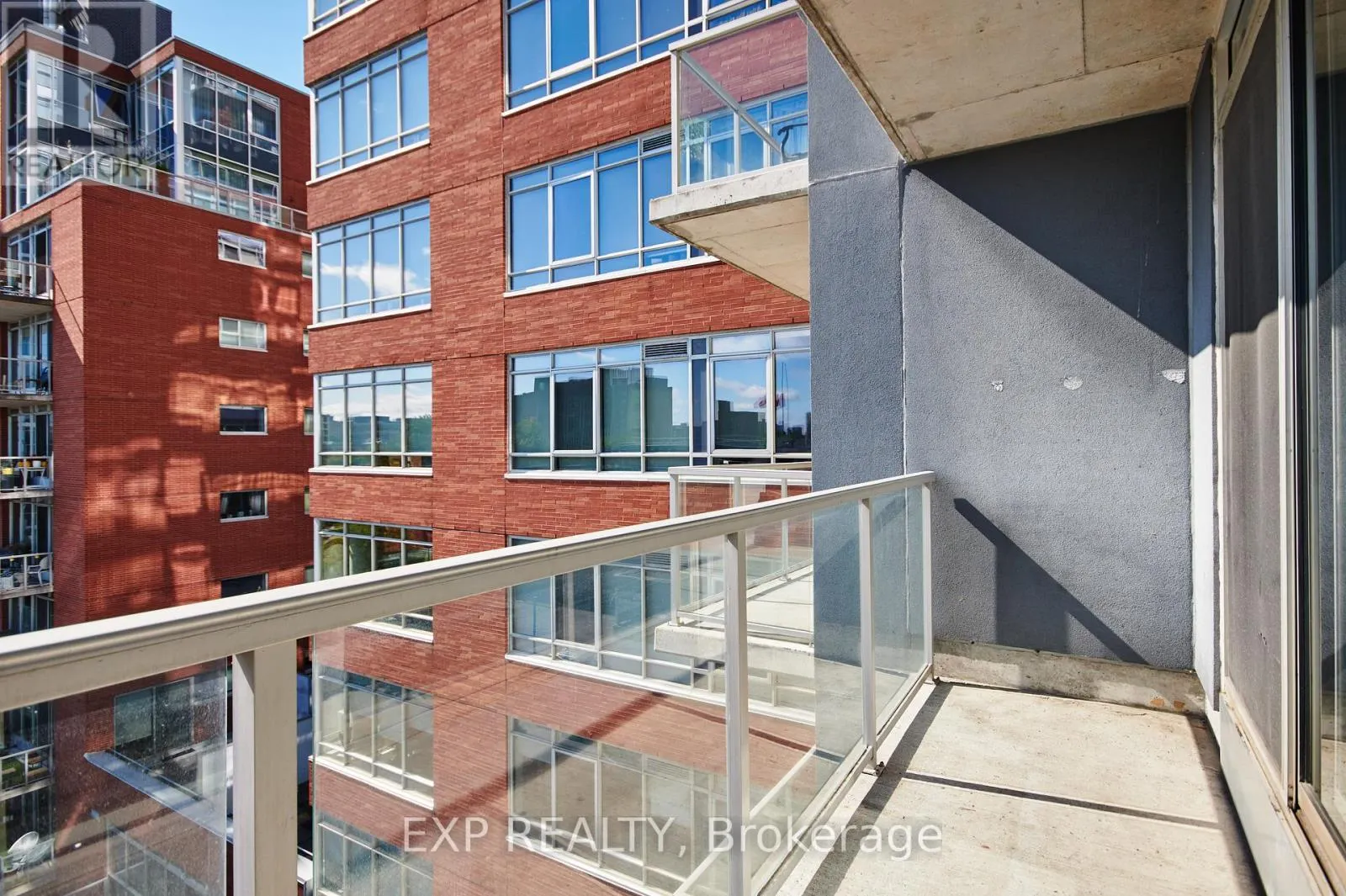 606 - 180 YORK STREET
