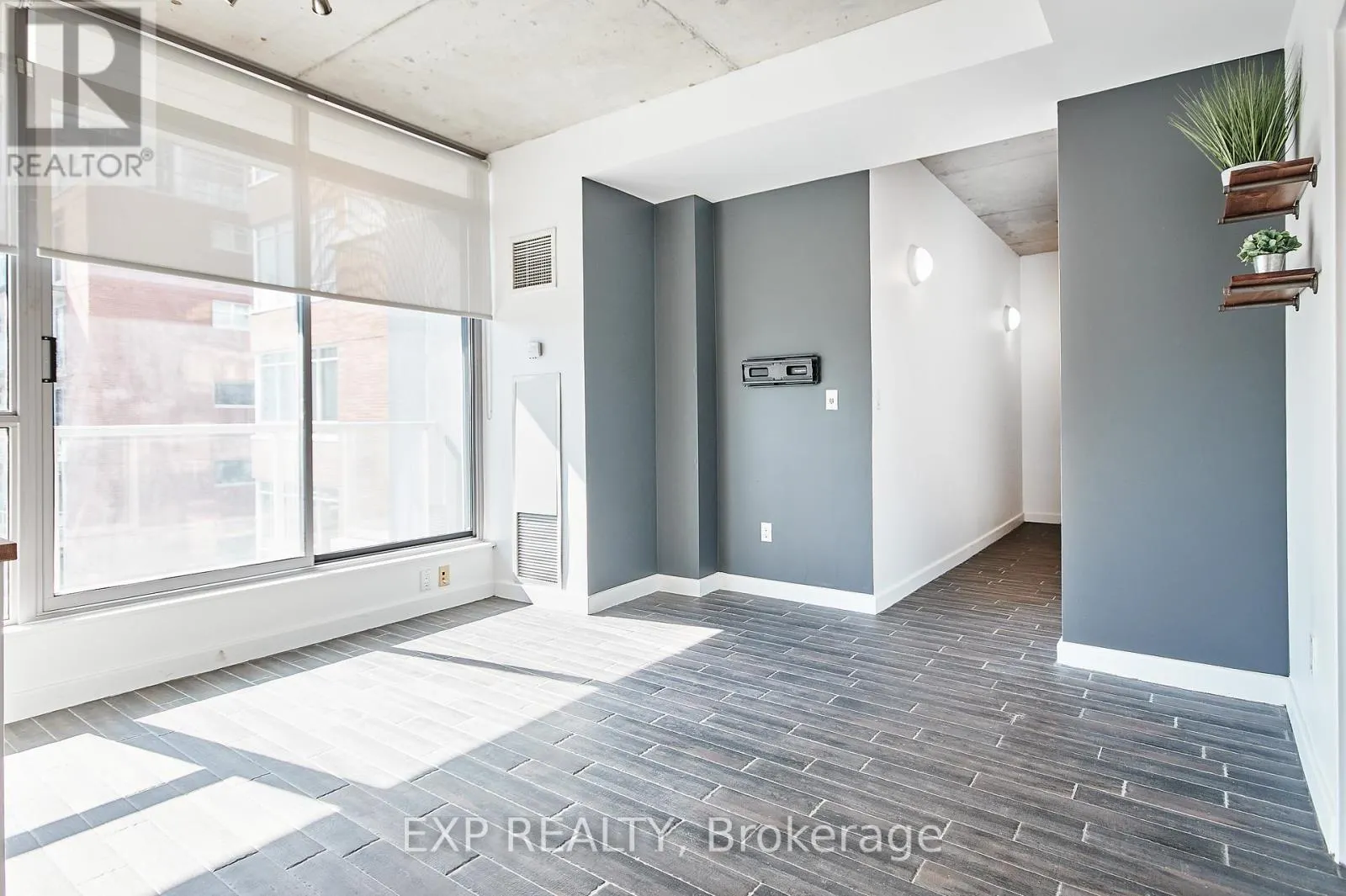 606 - 180 YORK STREET