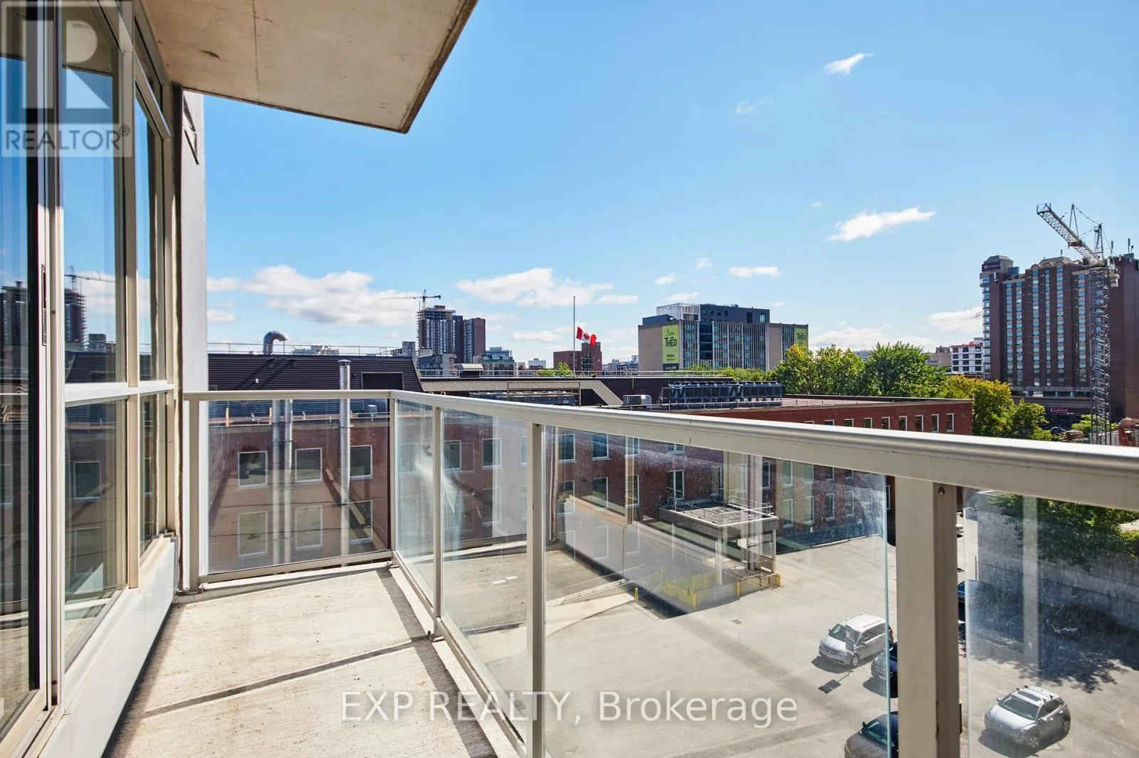 606 - 180 YORK STREET
