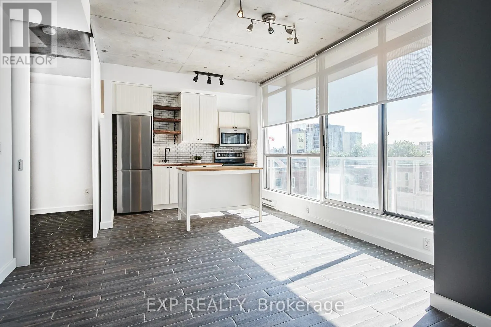 606 - 180 YORK STREET