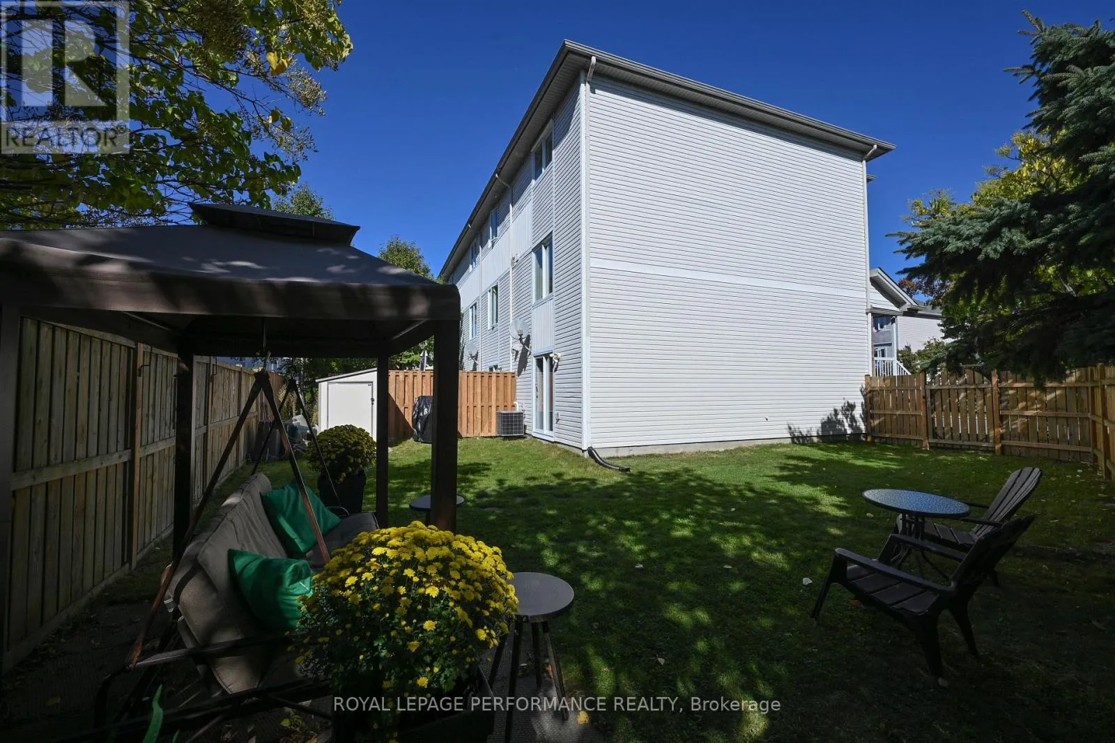 42 YORKVILLE STREET