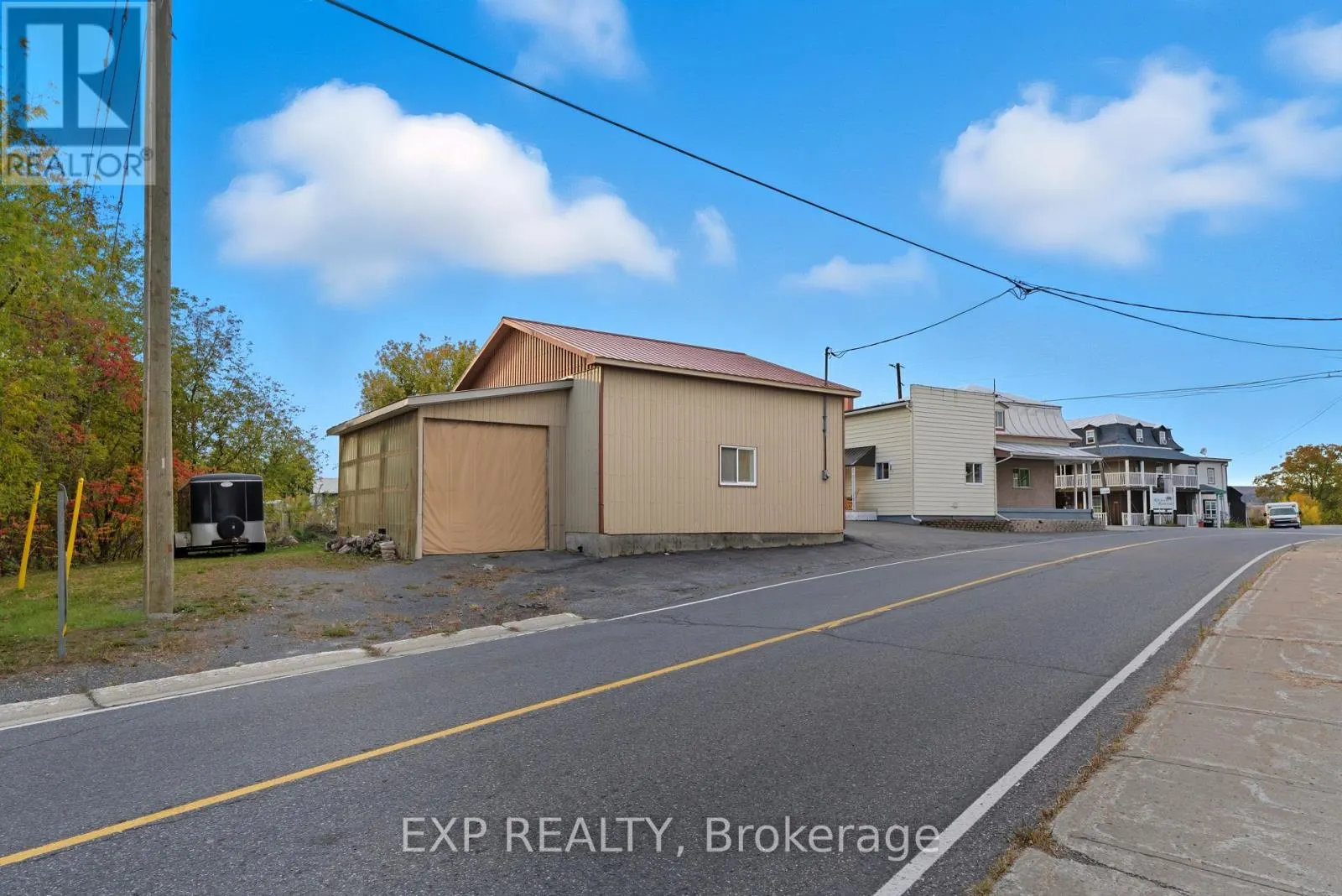 2110 LAJOIE STREET