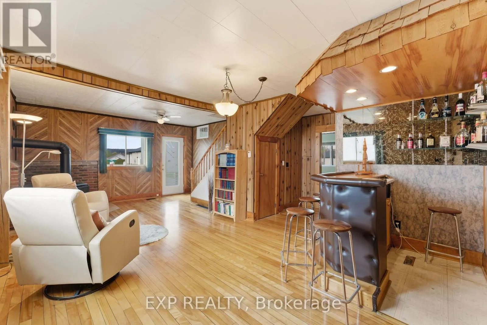 2110 LAJOIE STREET