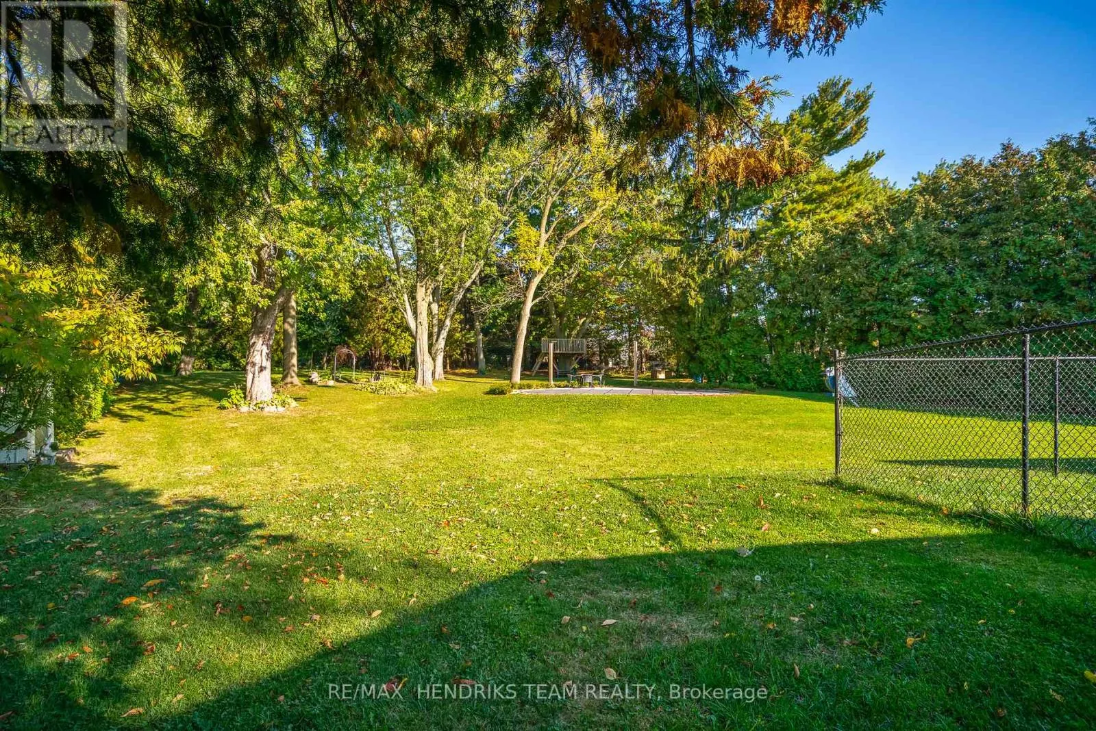 1521 IRVINE ROAD