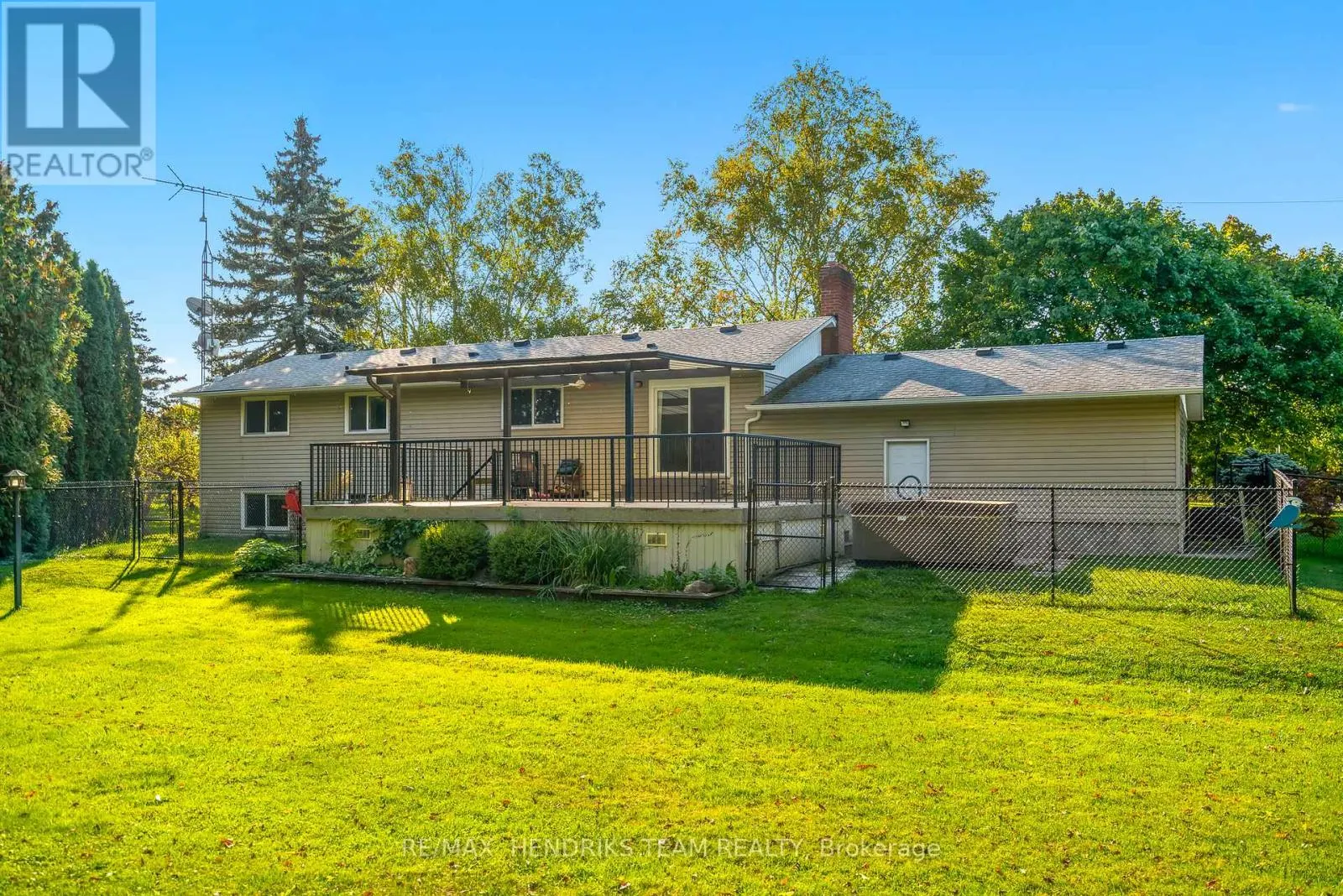 1521 IRVINE ROAD