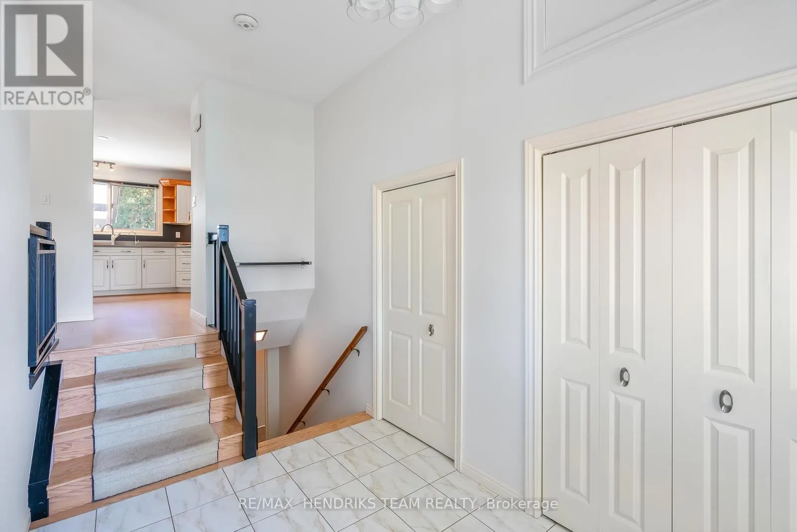 1521 IRVINE ROAD