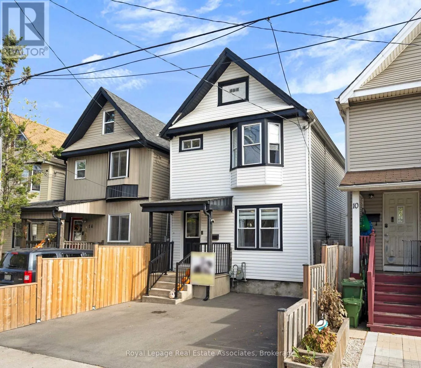 12 LINCOLN STREET
