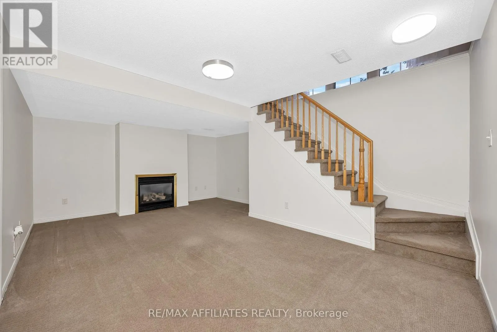 17 KIRKSTONE PRIVATE E