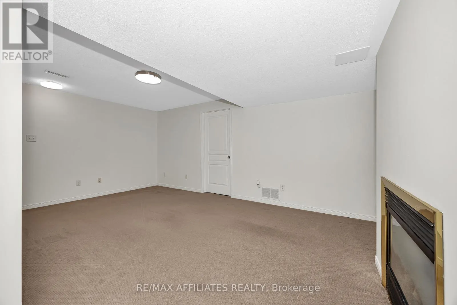 17 KIRKSTONE PRIVATE E