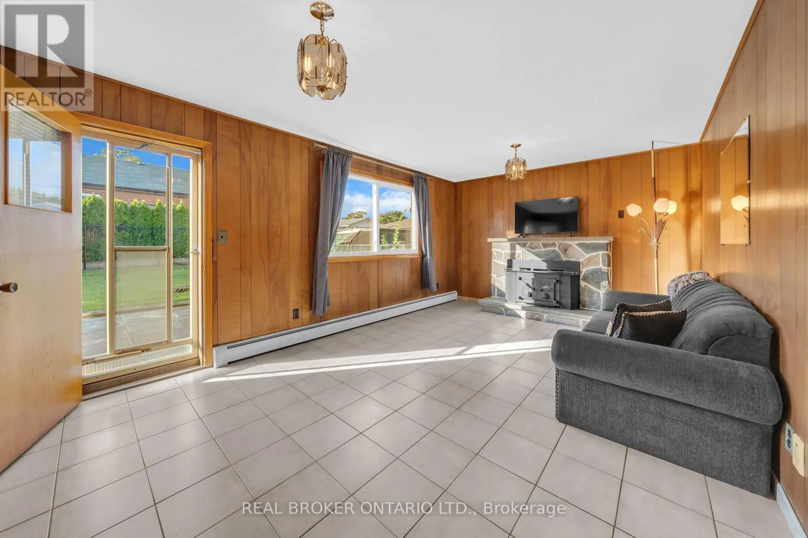 132 GREENINGDON DRIVE
