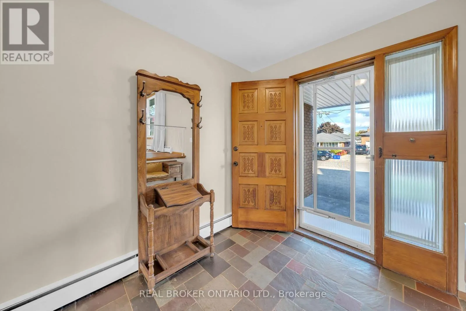 132 GREENINGDON DRIVE