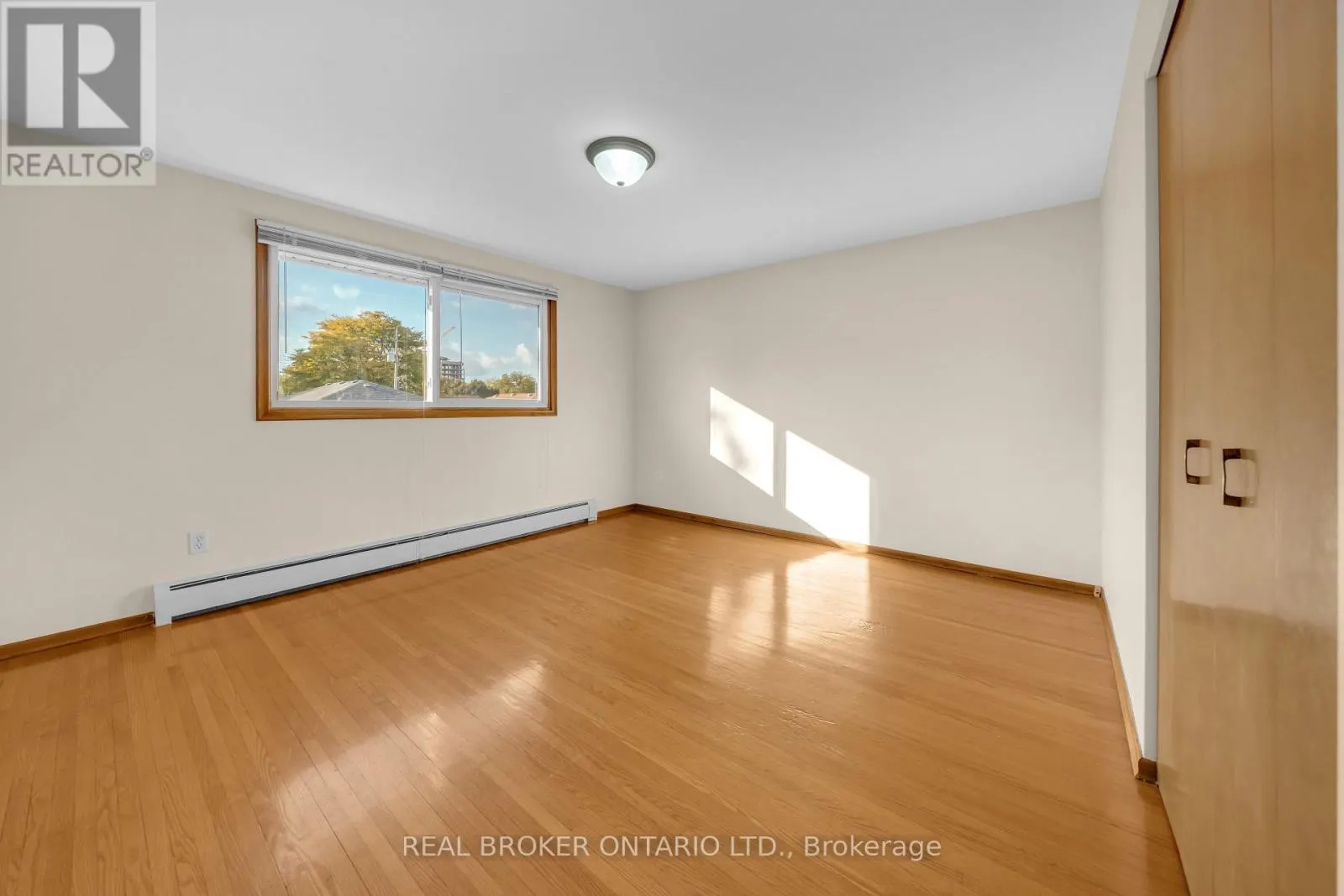 132 GREENINGDON DRIVE