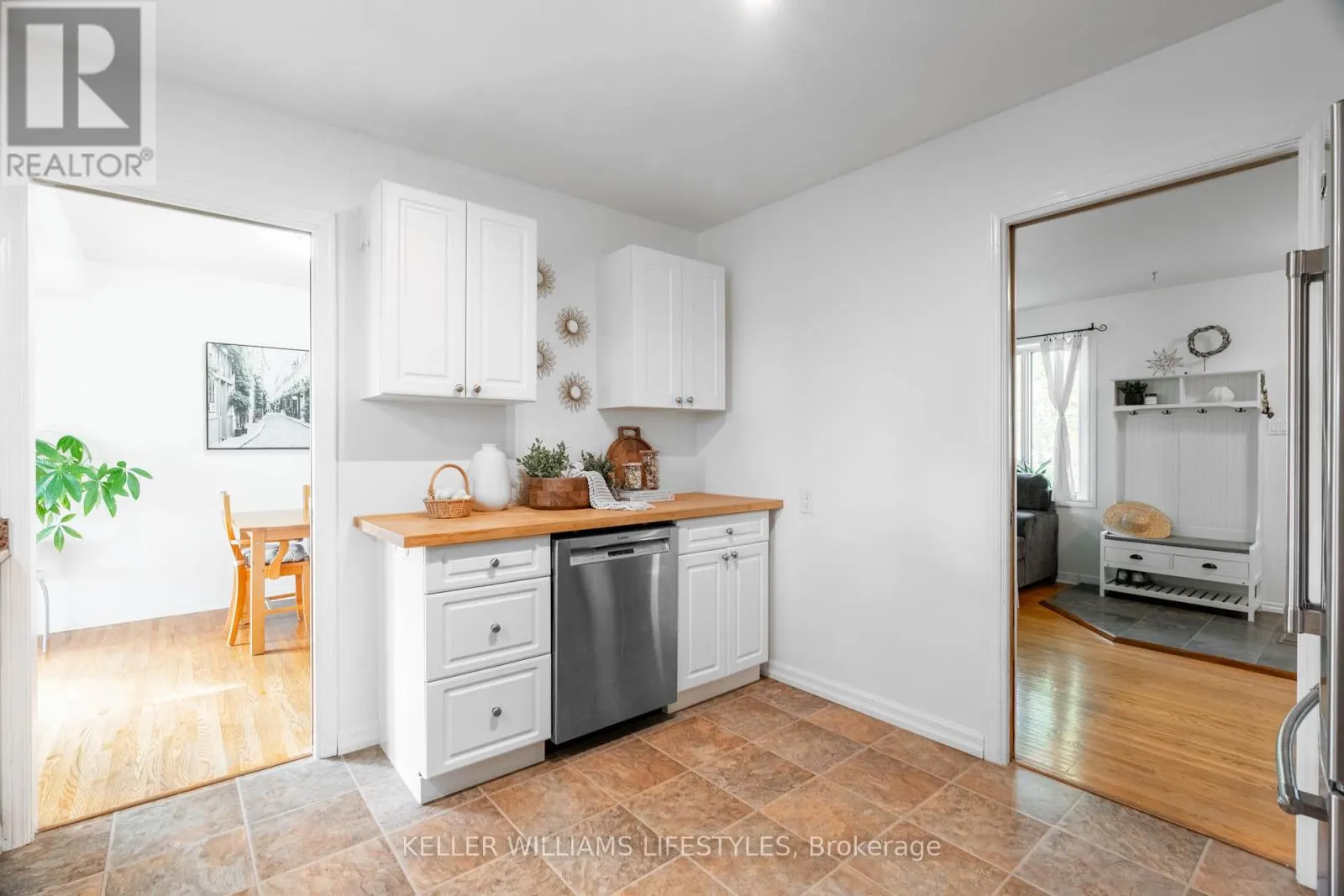 8749 LONGWOODS ROAD