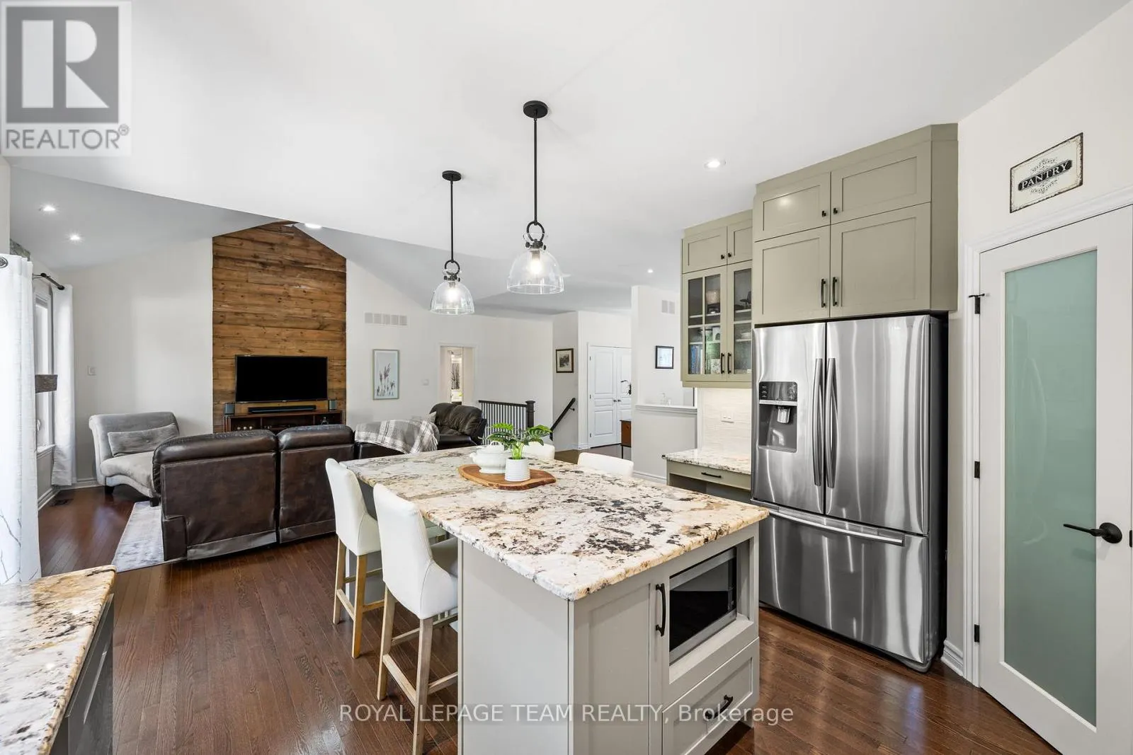 524 OSMOND DALEY DRIVE
