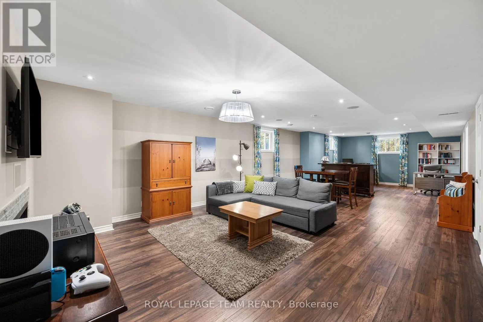 524 OSMOND DALEY DRIVE