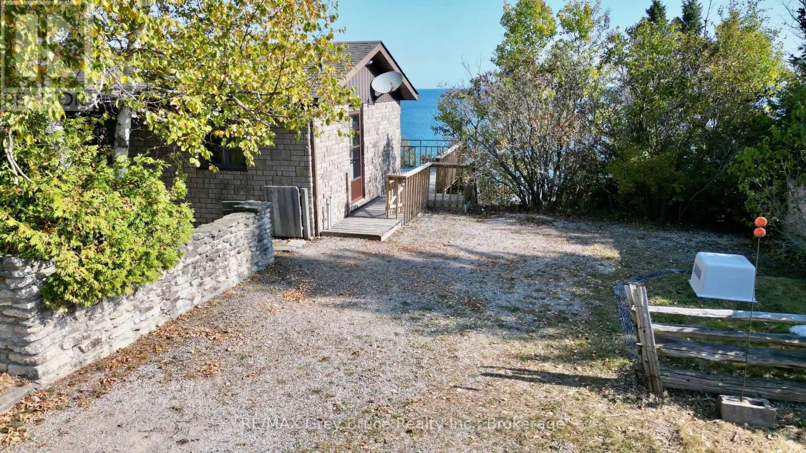 248 ISTHMUS BAY ROAD