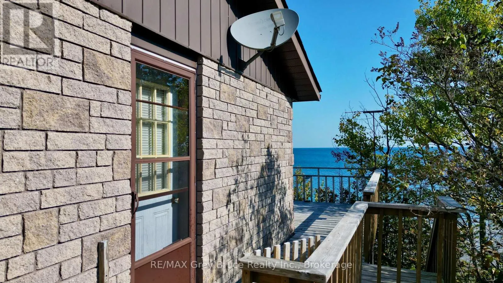 248 ISTHMUS BAY ROAD