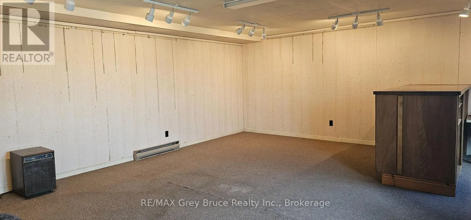 248 ISTHMUS BAY ROAD