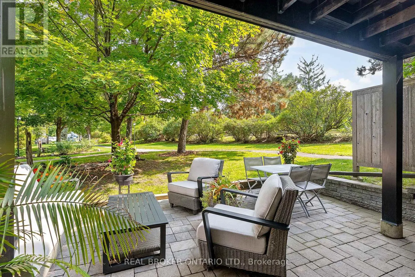 2 - 655 RICHMOND ROAD