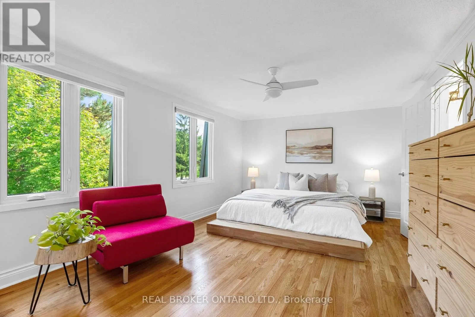 2 - 655 RICHMOND ROAD