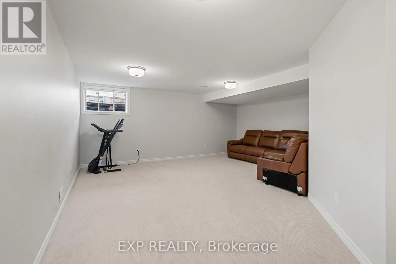 512 EDENWYLDE DRIVE E